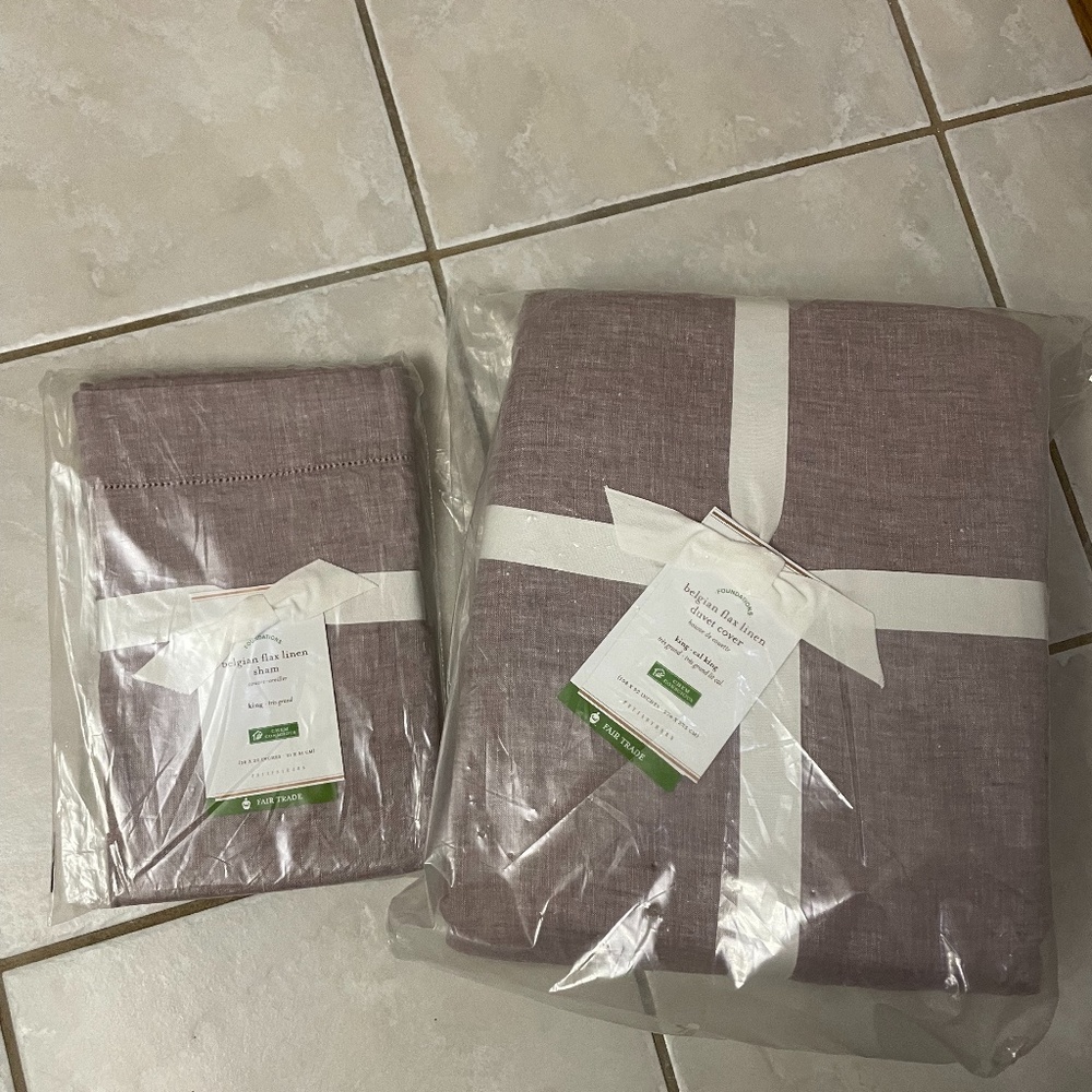 Pottery Barn lavender king size duvet cover & sham
